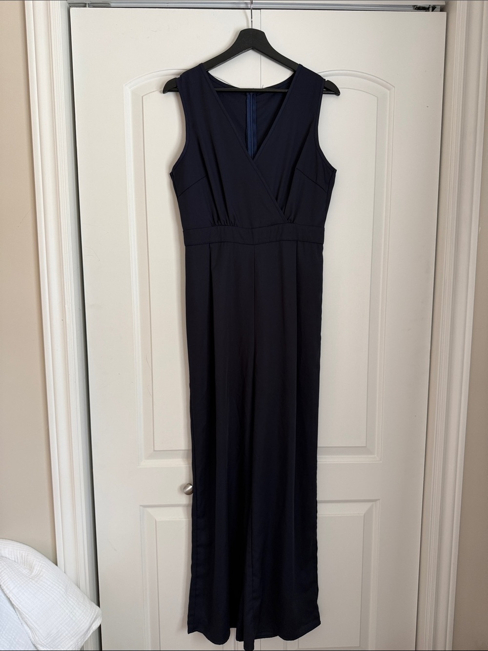 Sleeveless Deep Navy V-Neck Jumpsuit